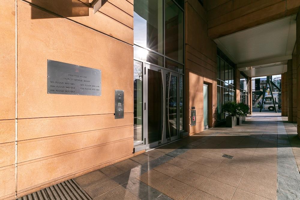 St. Georges Wharf Serviced Apartments By Thesqua.Re Londýn Exteriér fotografie