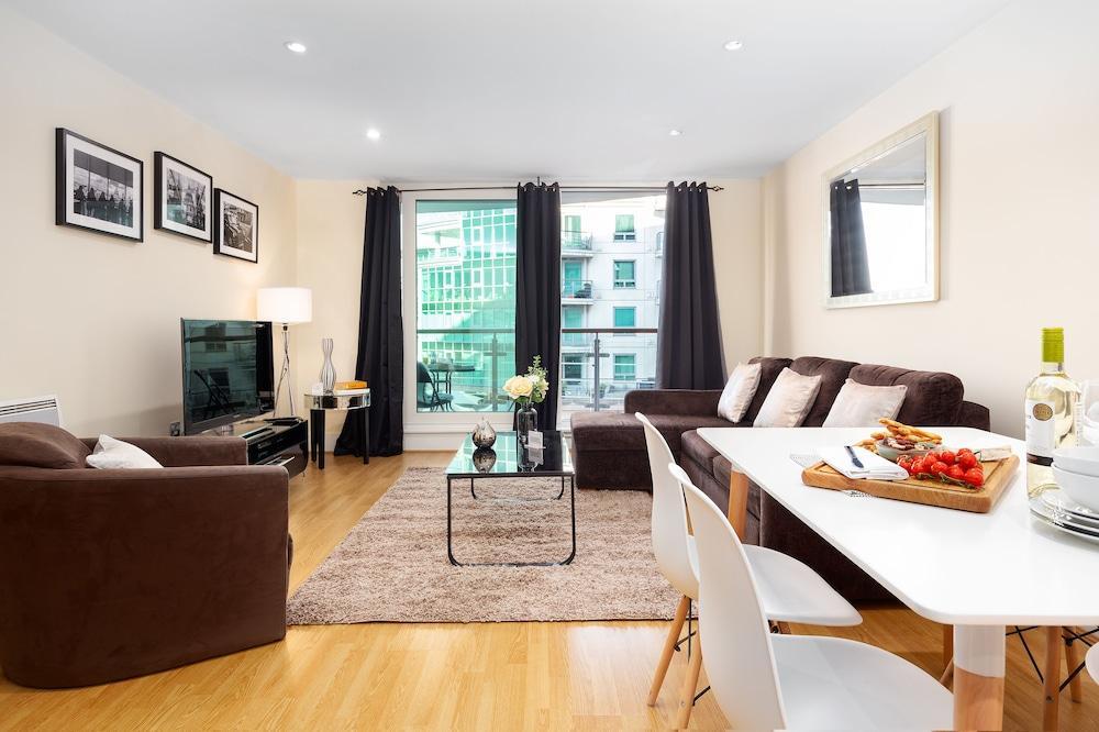 St. Georges Wharf Serviced Apartments By Thesqua.Re Londýn Exteriér fotografie